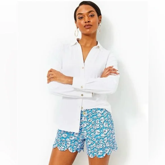 NWT Lilly Pulitzer Buttercup stretch shorts Lunar Blue Palm Beach Petals Sz 16 - Picture 2 of 8